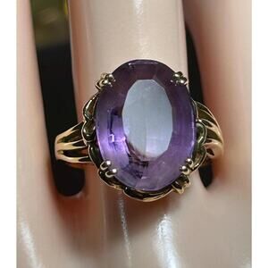 Vintage 14K solid yellow gold large oval amethyst art deco chunky cocktail ring